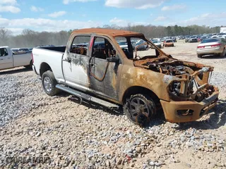 2020 Ram 2500 Big Horn with VIN 3C6UR5DL4LG220399, listed as a IAAI auction lot 39910065 with 1 mi miles. Bid and sale history available at carsss.com. Image 1.