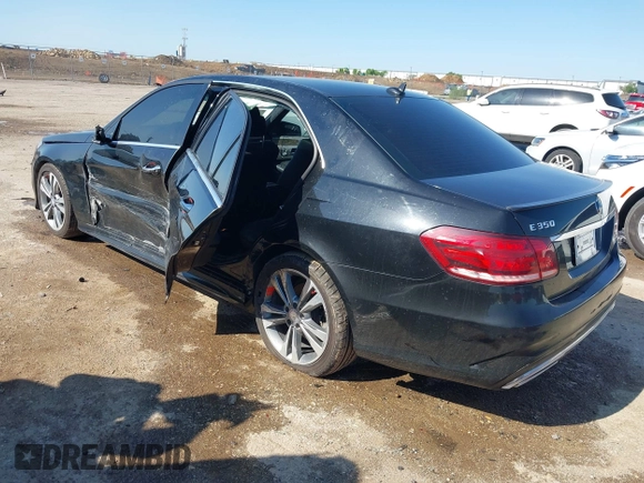 2014 Mercedes-Benz E-Class E 350 Sport with VIN WDDHF5KB1EA962778, listed as a IAAI auction lot 41972816 with 89,261 mi miles. Bid and sale history available at carsss.com. Image 3.