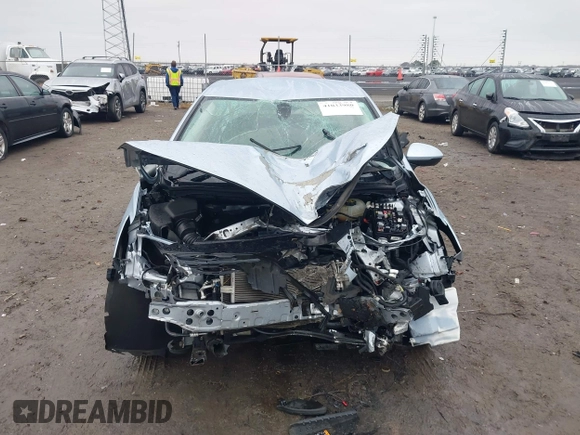 2018 Chevrolet Cruze LS with VIN 1G1BC5SMXJ7197516, listed as a IAAI auction lot 41033980 with 124,058 mi miles and . Bid and sale history available at DreamBid. Image 12.