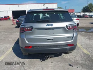 2020 Jeep Compass Sport с VIN 3C4NJCAB1LT236409, выставлен на аукционе IAAI как лот 41696554 с пробегом 125 930 миль миль и . История ставок и продаж доступна на DreamBid. Изображение 16.