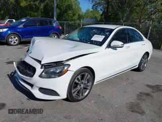 2016 Mercedes-Benz C 300 z VIN 55SWF4JB3GU155524, wystawiony jako IAAI lot #42039740 z przebiegiem 191 469 mil mil oraz . Historia ofert i sprzedaży dostępna na DreamBid. Obrazek 2.