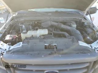 2002 Ford F-250 XL с VIN 1FTNF21L92EA29480, выставлен на аукционе Copart как лот 43994685 с пробегом Не указан миль и Чистый • Clean title. История ставок и продаж доступна на DreamBid. Изображение 11.