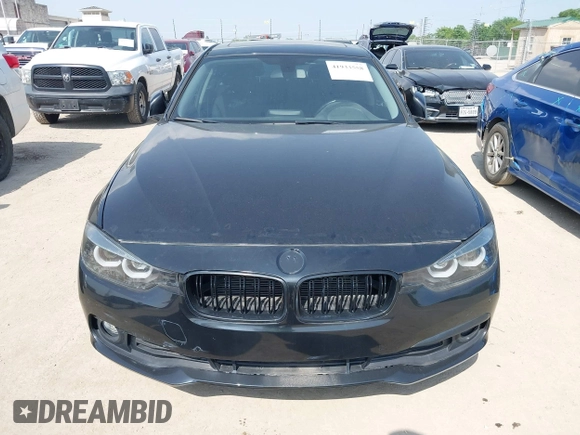 2016 BMW 3 Series 320i xDrive z VIN WBA8A3C51GK689115, wystawiony jako IAAI lot #41933558 z przebiegiem 69 625 mil mil oraz . Historia ofert i sprzedaży dostępna na DreamBid. Obrazek 12.