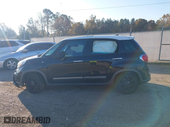 2017 FIAT 500L Trekking z VIN ZFBCFADH5HZ039470, wystawiony jako IAAI lot #40989704 z przebiegiem 117 901 mil mil oraz . Historia ofert i sprzedaży dostępna na DreamBid. Obrazek 13.