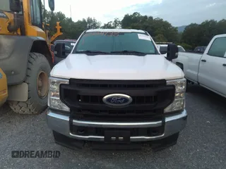 2020 Ford F-250 XL z VIN 1FT7X2BT0LEE50462, wystawiony jako IAAI lot #42384738 z przebiegiem 291 687 mil mil oraz . Historia ofert i sprzedaży dostępna na DreamBid. Obrazek 12.