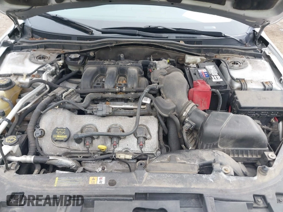 2011 Ford Fusion SPORT with VIN 3FAHP0DC1BR342102, listed as a IAAI auction lot 41704227 with 180,802 mi miles. Bid and sale history available at carsss.com. Image 10.