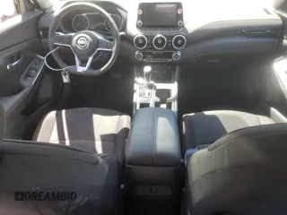 2025 Nissan Sentra SR z VIN 3N1AB8DV1SY299531, wystawiony jako Copart lot #54058105 z przebiegiem 2 812 mil mil oraz Szkoda całkowita • Salvage title. Historia ofert i sprzedaży dostępna na DreamBid. Obrazek 8.