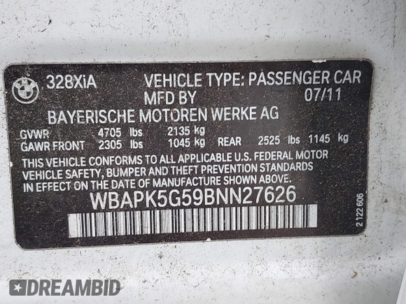 2011 BMW 3 Series 328i xDrive z VIN WBAPK5G59BNN27626, wystawiony jako IAAI lot #42140058 z przebiegiem 122 120 mil mil oraz . Historia ofert i sprzedaży dostępna na DreamBid. Obrazek 9.