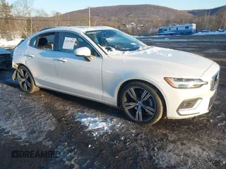 2022 Volvo S60 Plus Dark Theme with VIN 7JRL12TL8NG162261, listed as a IAAI auction lot 41417503 with 16,199 mi miles. Bid and sale history available at carsss.com. Image 1.