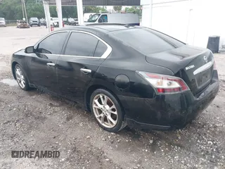 2014 Nissan Maxima S with VIN 1N4AA5AP5EC463435, listed as a IAAI auction lot 41960665 with 173,326 mi miles and . Bid and sale history available at DreamBid. Image 3.
