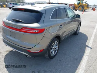 2017 Lincoln MKC Select with VIN 5LMCJ2C9XHUL36333, listed as a IAAI auction lot 41932497 with 111,065 mi miles and . Bid and sale history available at DreamBid. Image 4.