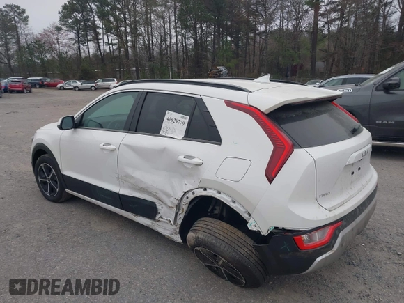 2024 Kia Niro LX with VIN KNDCP3LE1R5178842, listed as a IAAI auction lot 41629770 with 24,464 mi miles. Bid and sale history available at carsss.com. Image 6.