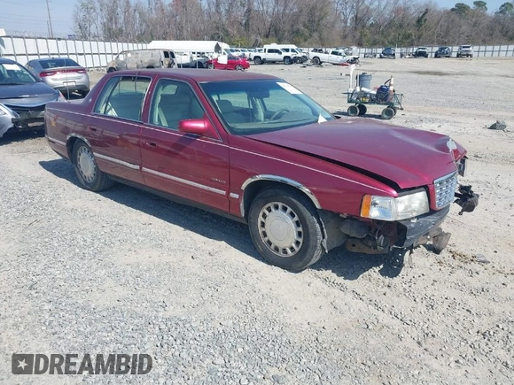 1999 Cadillac DeVille z VIN 1G6KD54Y8XU771788, wystawiony jako IAAI lot #41734590 z przebiegiem 84 302 mil mil oraz . Historia ofert i sprzedaży dostępna na DreamBid. Obrazek 1.