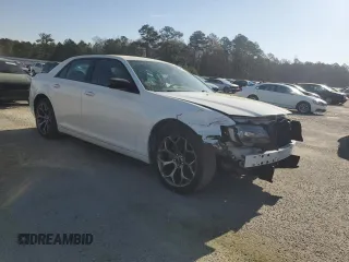 2018 Chrysler 300 Touring with VIN 2C3CCAAG8JH264400, listed as a Copart auction lot 48004555 with 93,841 mi miles and Salvage Title. Bid and sale history available at carsss.com. Image 4.