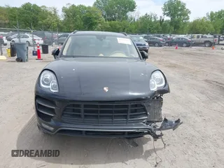2016 Porsche Macan Turbo с VIN WP1AF2A53GLB90750, выставлен на аукционе IAAI как лот 42222812 с пробегом 164 696 миль миль и . История ставок и продаж доступна на DreamBid. Изображение 11.