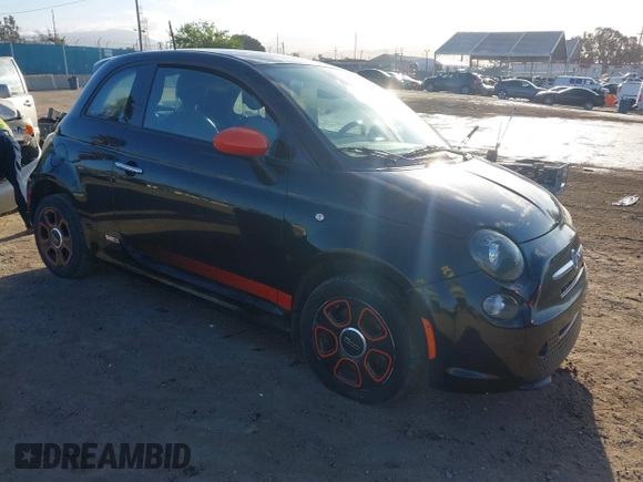 2013 FIAT 500e с VIN 3C3CFFGE7DT744353, выставлен на аукционе IAAI как лот 42257126 с пробегом 61 567 миль миль и . История ставок и продаж доступна на DreamBid. Изображение 1.