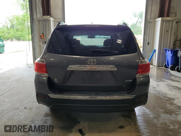 2013 Toyota Highlander Limited z VIN 5TDDK3EH1DS257974, wystawiony jako Copart lot #59481915 z przebiegiem 322 770 mil mil oraz Nie do naprawy • Non repairable. Historia ofert i sprzedaży dostępna na DreamBid. Obrazek 6.