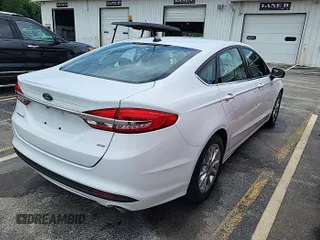 2017 Ford Fusion SE z VIN 3FA6P0H73HR319658, wystawiony jako IAAI lot #42806844 z przebiegiem 76 939 mil mil oraz . Historia ofert i sprzedaży dostępna na DreamBid. Obrazek 9.