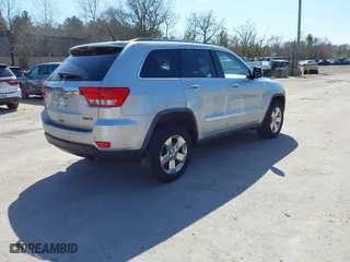 2011 Jeep Grand Cherokee Limited with VIN 1J4RR5GG8BC556064, listed as a IAAI auction lot 42014688 with 151,706 mi miles. Bid and sale history available at carsss.com. Image 4.
