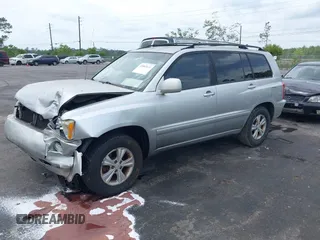 2001 Toyota Highlander with VIN JTEGF21A110013983, listed as a IAAI auction lot 42062611 with 236,536 mi miles and . Bid and sale history available at DreamBid. Image 2.