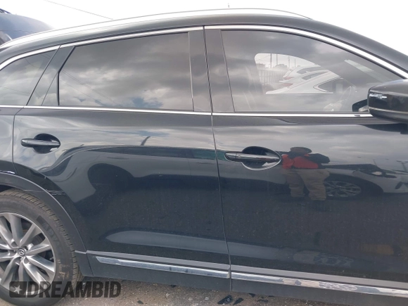2018 Mazda CX-9 Grand Touring with VIN JM3TCADY3J0205878, listed as a IAAI auction lot 42178507 with 243,703 mi miles and . Bid and sale history available at DreamBid. Image 13.