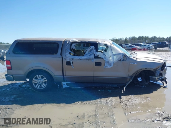 2004 Ford F-150 XLT with VIN 1FTPW12584KB15886, listed as a IAAI auction lot 41720147 with 226,881 mi miles. Bid and sale history available at carsss.com. Image 13.
