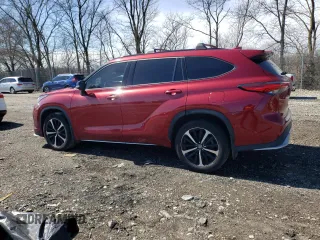 2022 Toyota Highlander XSE z VIN 5TDJZRBH9NS212921, wystawiony jako Copart lot #49280265 z przebiegiem 77 160 mil mil oraz Szkoda całkowita • Salvage title. Historia ofert i sprzedaży dostępna na DreamBid. Obrazek 2.