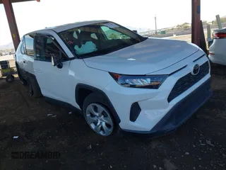 2022 Toyota RAV4 LE with VIN 2T3F1RFV4NW305258, listed as a IAAI auction lot 41632800 with 45,981 mi miles. Bid and sale history available at carsss.com. Image 1.