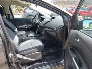 2017 Ford Escape SE with VIN 1FMCU9GD4HUF04307, listed as a IAAI auction lot 41963142 with 78,175 mi miles. Bid and sale history available at carsss.com. Image 5.