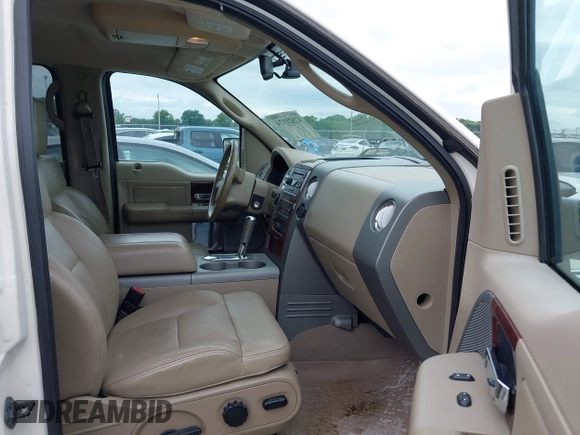 2007 Ford F-150 XLT с VIN 1FTPW14V27FA68543, выставлен на аукционе IAAI как лот 42521774 с пробегом 205 401 миль миль и . История ставок и продаж доступна на DreamBid. Изображение 5.