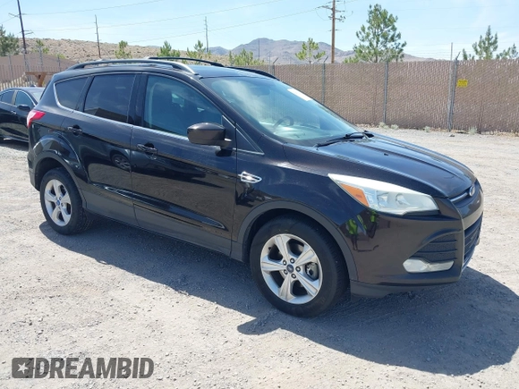 2013 Ford Escape SE z VIN 1FMCU9GX4DUC94117, wystawiony jako IAAI lot #42394333 z przebiegiem 261 392 mil mil oraz . Historia ofert i sprzedaży dostępna na DreamBid. Obrazek 1.