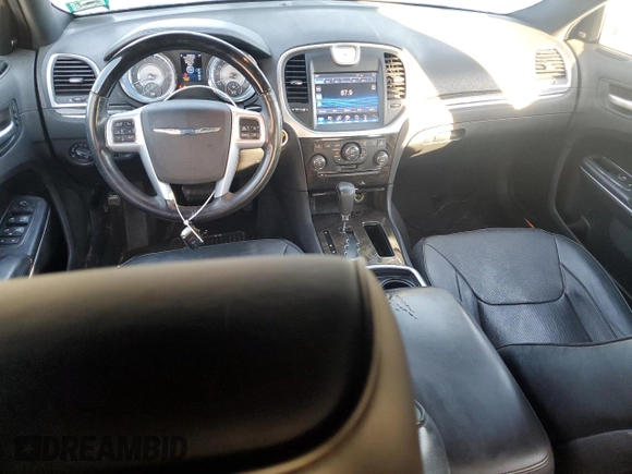 2014 Chrysler 300 C with VIN 2C3CCAKT6EH128509, listed as a Copart auction lot 86154334 with 189,551 mi miles and Clean Title. Bid and sale history available at DreamBid. Image 8.