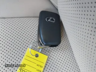 2018 Lexus ES with VIN 58ABK1GG0JU102540, listed as a IAAI auction lot 41858646 with 61,505 mi miles. Bid and sale history available at carsss.com. Image 11.