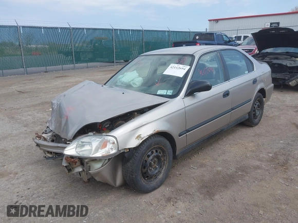 2000 Honda Civic LX with VIN 1HGEJ6670YL030749, listed as a IAAI auction lot 42112694 with 153,903 mi miles. Bid and sale history available at carsss.com. Image 2.