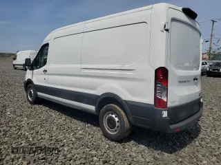 2021 Ford Transit Cargo с VIN 1FTBR1C81MKA80750, выставлен на аукционе Copart как лот 55567135 с пробегом 43 990 миль миль и Чистый • Clean title. История ставок и продаж доступна на DreamBid. Изображение 2.