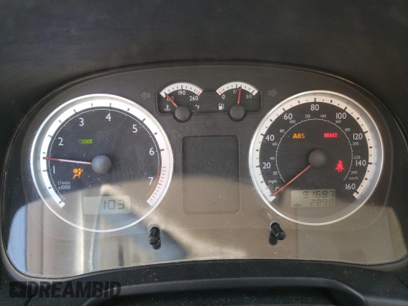 2004 Volkswagen Jetta GL z VIN 3VWRA69M54M007376, wystawiony jako Copart lot #72288984 z przebiegiem 91 687 mil mil oraz Szkoda całkowita • Salvage title. Historia ofert i sprzedaży dostępna na DreamBid. Obrazek 9.