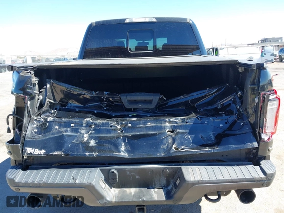 2017 Ford F-150 Raptor with VIN 1FTFW1RG5HFA83027, listed as a IAAI auction lot 41580287 with 91,825 mi miles and . Bid and sale history available at carsss.com. Image 17.