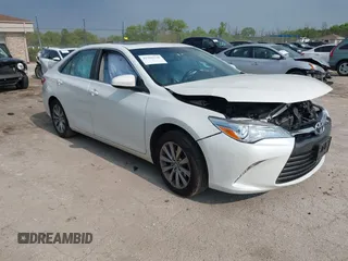 2017 Toyota Camry XLE z VIN 4T1BF1FK8HU632881, wystawiony jako IAAI lot #42380738 z przebiegiem 90 993 mil mil oraz . Historia ofert i sprzedaży dostępna na DreamBid. Obrazek 1.