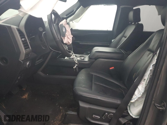 2019 Ford Expedition Max XLT z VIN 1FMJK1JT4KEA37745, wystawiony jako Copart lot #85003344 z przebiegiem 47 974 mil mil oraz Czysty tytuł • Clean title. Historia ofert i sprzedaży dostępna na DreamBid. Obrazek 7.