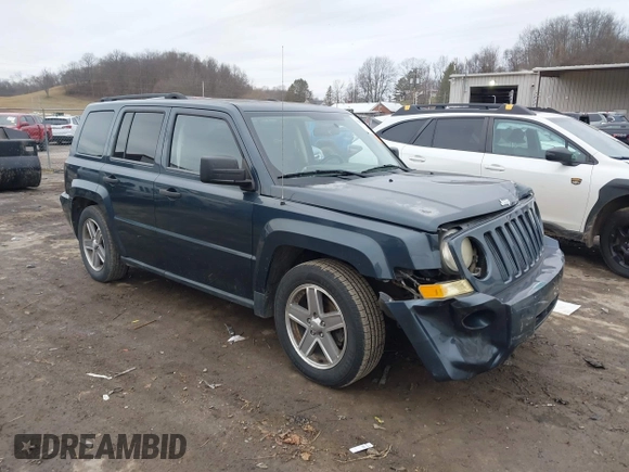 2008 Jeep Patriot Sport with VIN 1J8FF28W48D660679, listed as a IAAI auction lot 41496864 with 163,637 mi miles. Bid and sale history available at carsss.com. Image 1.