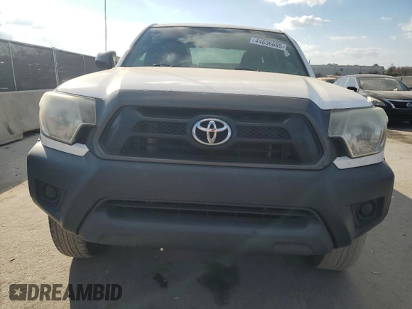 2013 Toyota Tacoma PreRunner with VIN 5TFTU4GN6DX041921, listed as a Copart auction lot 44636685 with 209,818 mi miles and Clean Title. Bid and sale history available at carsss.com. Image 5.