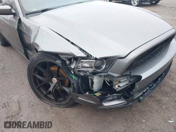 2014 Ford Mustang V6 with VIN 1ZVBP8EM6E5293294, listed as a IAAI auction lot 41463411 with 181,283 mi miles. Bid and sale history available at carsss.com. Image 6.