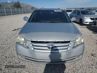 2006 Toyota Avalon XL with VIN 4T1BK36B86U083073, listed as a Copart auction lot 58098885 with 251,023 mi miles and Clean title. Bid and sale history available at DreamBid. Image 5.