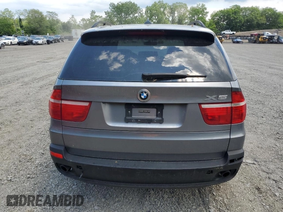 2008 BMW X5 3.0si z VIN 5UXFE43538L034968, wystawiony jako Copart lot #58065825 z przebiegiem 117 028 mil mil oraz Szkoda całkowita • Salvage title. Historia ofert i sprzedaży dostępna na DreamBid. Obrazek 6.