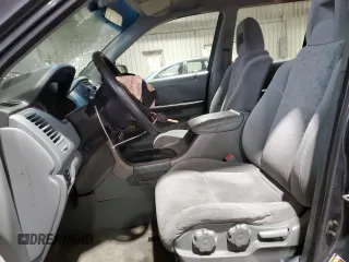 2005 Honda Pilot LX z VIN 2HKYF18175H556546, wystawiony jako Copart lot #56943435 z przebiegiem 163 377 mil mil oraz Szkoda całkowita • Salvage title. Historia ofert i sprzedaży dostępna na DreamBid. Obrazek 7.