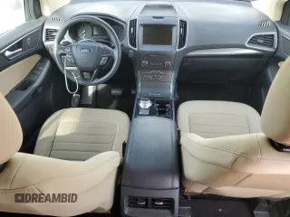 2020 Ford Edge SE z VIN 2FMPK3G98LBB42724, wystawiony jako Copart lot #49602455 z przebiegiem Nie podano mil oraz Nie do naprawy • Non repairable. Historia ofert i sprzedaży dostępna na DreamBid. Obrazek 8.