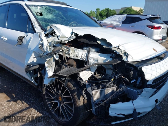 2021 Porsche Cayenne с VIN WP1AA2AYXMDA09268, выставлен на аукционе IAAI как лот 42458825 с пробегом Не указан миль и . История ставок и продаж доступна на DreamBid. Изображение 6.