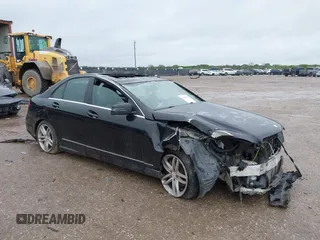 2013 Mercedes-Benz C-Class C 250 Sport with VIN WDDGF4HB3DA783072, listed as a IAAI auction lot 41948220 with 1 mi miles. Bid and sale history available at carsss.com. Image 1.
