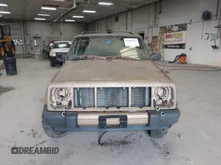 1999 Jeep Cherokee Sport with VIN 1J4FF68S0XL506805, listed as a IAAI auction lot 42663325 with 317,008 mi miles and . Bid and sale history available at DreamBid. Image 13.