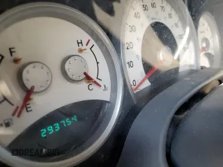 2004 Dodge Durango SLT z VIN 1D4HD48N94F193222, wystawiony jako Copart lot #67905294 z przebiegiem 293 754 mil mil oraz Szkoda całkowita • Salvage title. Historia ofert i sprzedaży dostępna na DreamBid. Obrazek 9.